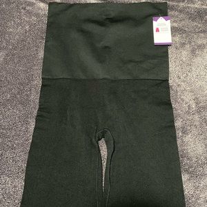 NWT spanks shorts. Women’s Xl-XXL